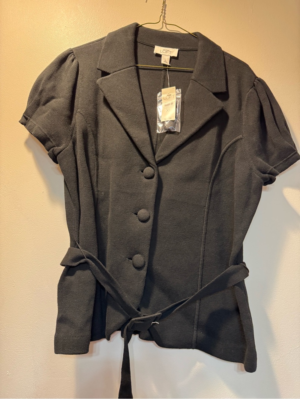 LOFT Women's Short bell Sleeve Black Tailored Jacket with Belt 100% cotton